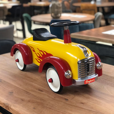 voiture_enfant_baghera_flamme