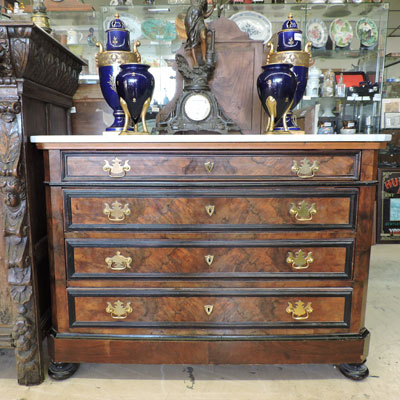 Nos meubles antiquités brocante vendus Décor Ancienne Banquette
