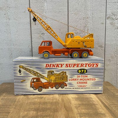 camion_grue_dinky_toys