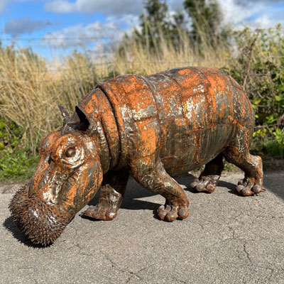 sclupture_hippopotame_en_metal_recycle