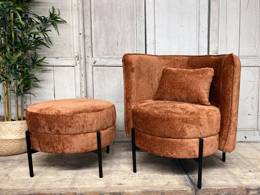 fauteuil_et_pouf_assorti