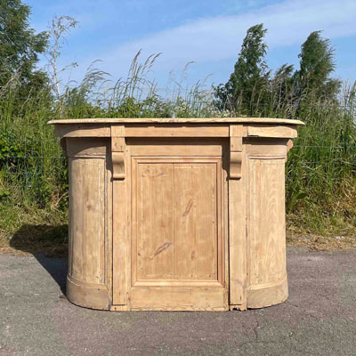 Meuble d'angle en bois de châtaignier massif recyclé