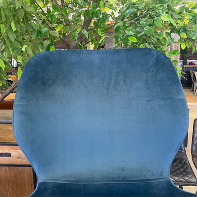 chaise_velours_bleu