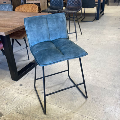 tabouret_bar_velours_bleu